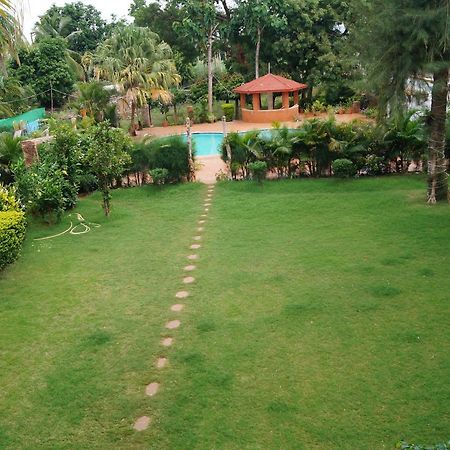 Hotel Badami Court Luaran gambar