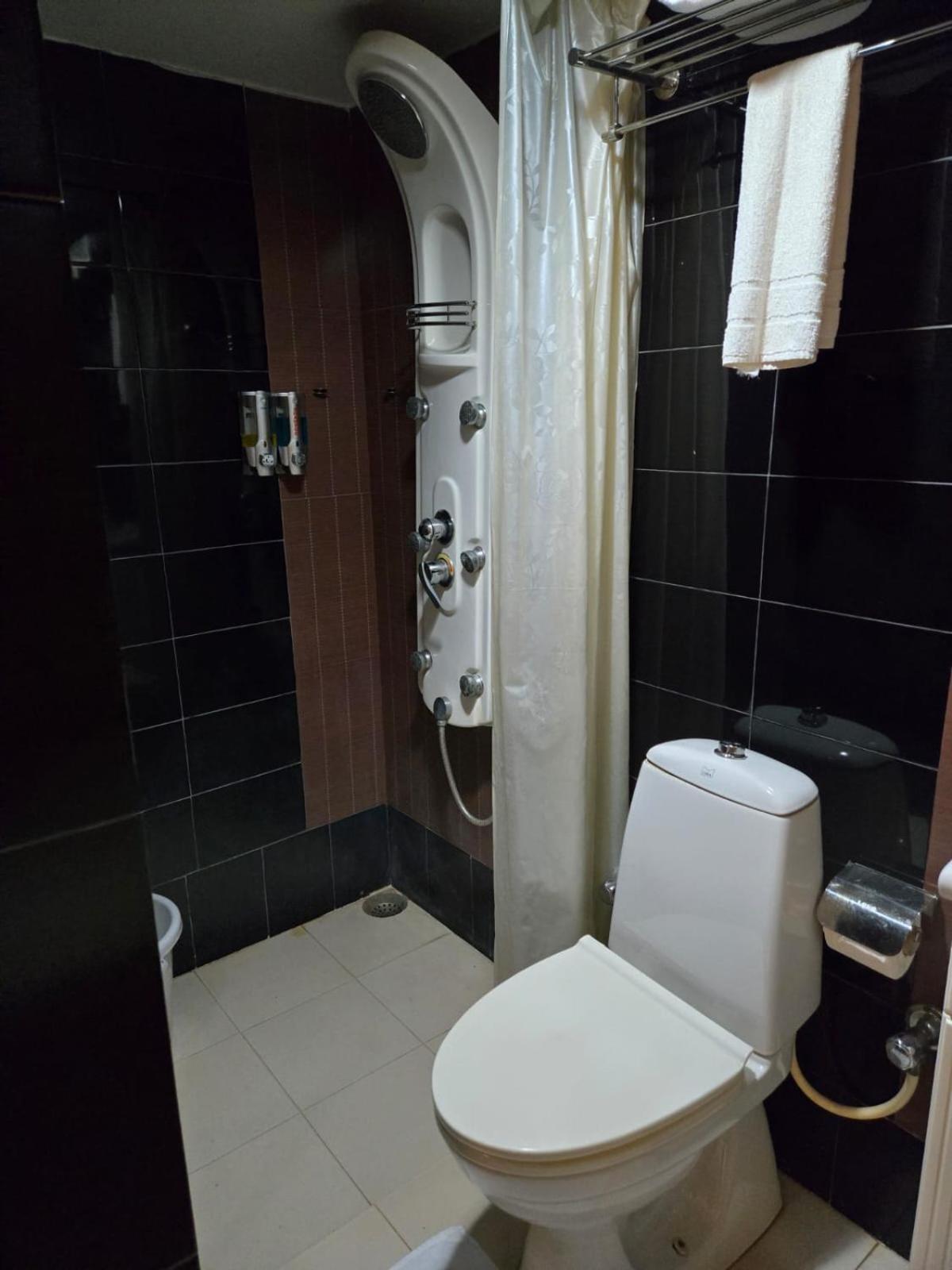 Hotel Badami Court Luaran gambar