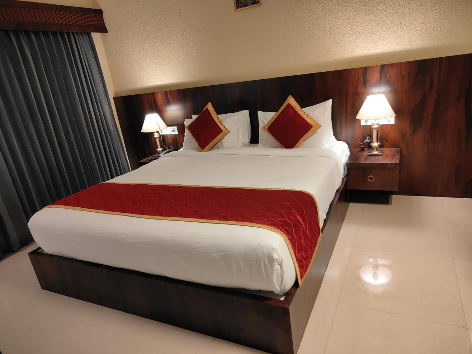 Hotel Badami Court Luaran gambar