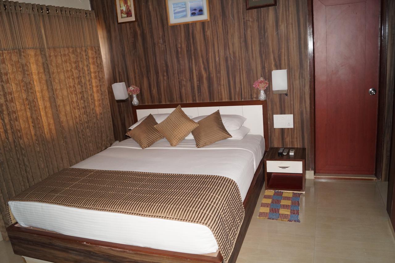 Hotel Badami Court Luaran gambar