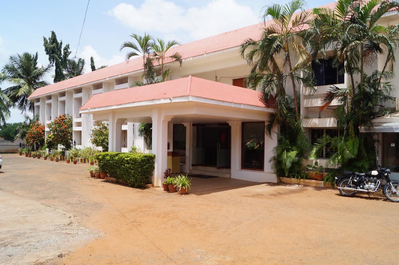 Hotel Badami Court Luaran gambar