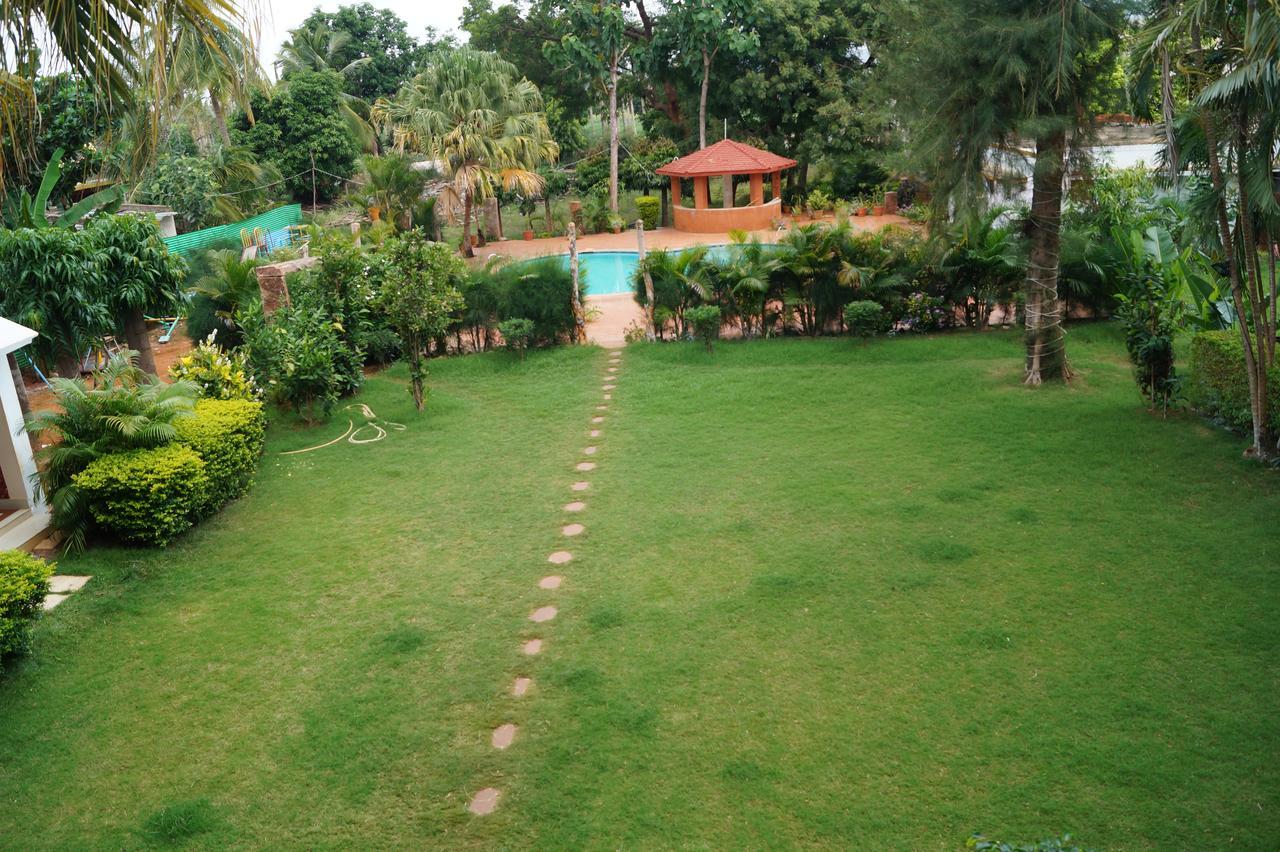 Hotel Badami Court Luaran gambar