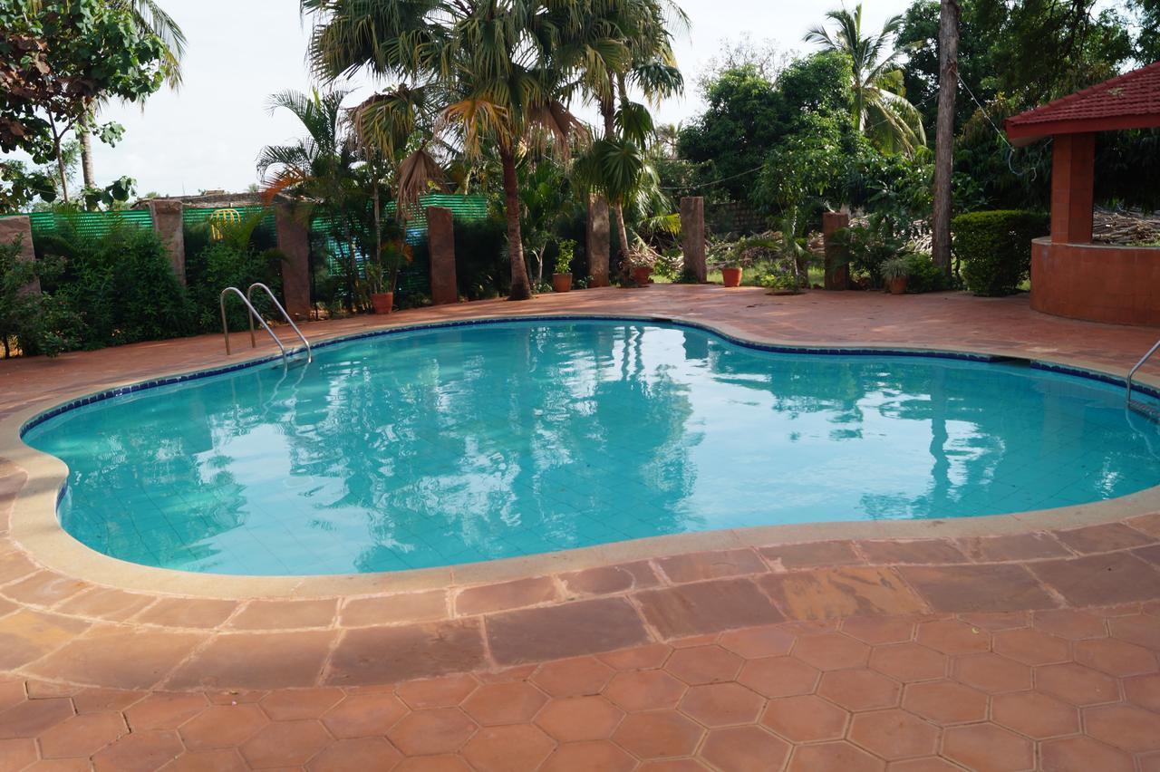 Hotel Badami Court Luaran gambar
